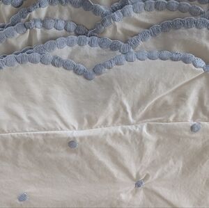 Yves Delorme Gorgeous Pair Of European Shams